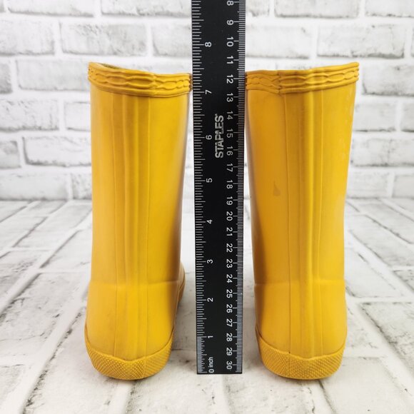 Hunter Original First Classic Youth 10 Boys / 11 Girls Yellow Pull-On Rain Boots - Picture 5 of 10